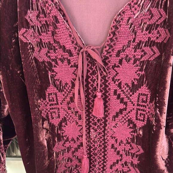 Johnny Was purple crush Embellished silk velvet 3/4 Sleeve tunic - Picture 3 of 7